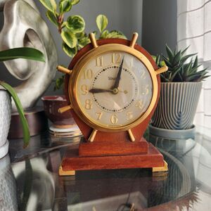 Vtg 1940s/50s United Nautical Brass Captains Wheel Electric Clock Coastal WORKS